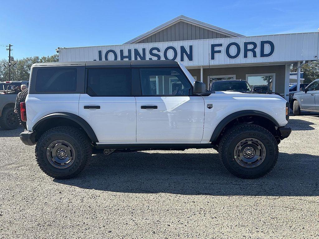 new 2025 Ford Bronco car, priced at $54,289