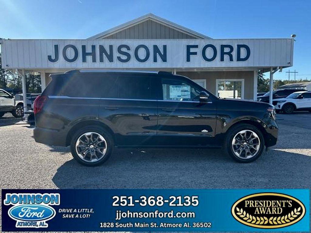 new 2025 Ford Expedition car, priced at $86,575