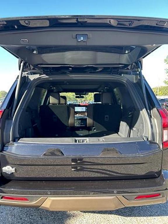 new 2025 Ford Expedition car, priced at $86,575