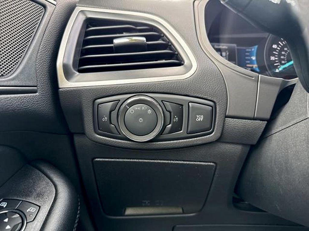 new 2024 Ford Edge car, priced at $34,160