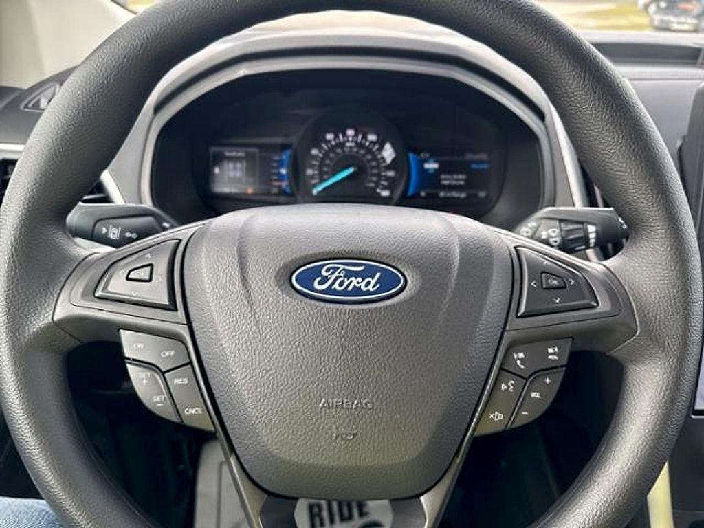 new 2024 Ford Edge car, priced at $34,160