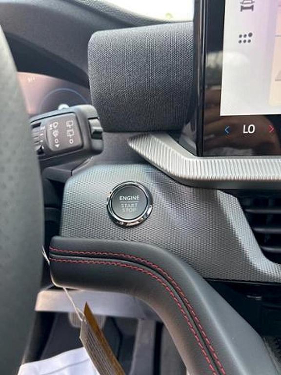 new 2025 Ford Explorer car, priced at $52,650