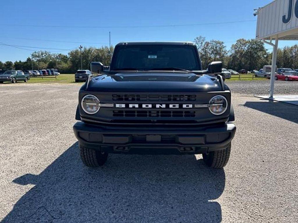 new 2025 Ford Bronco car, priced at $44,901