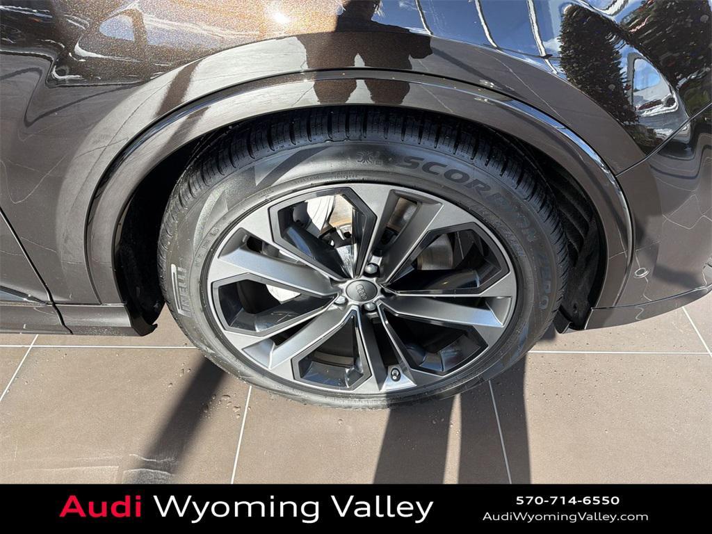 new 2026 Audi Q7 car, priced at $77,540