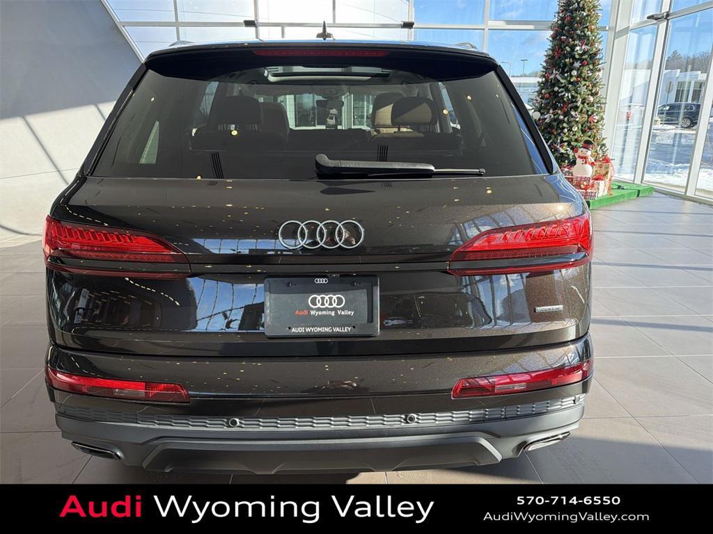 new 2026 Audi Q7 car, priced at $77,540
