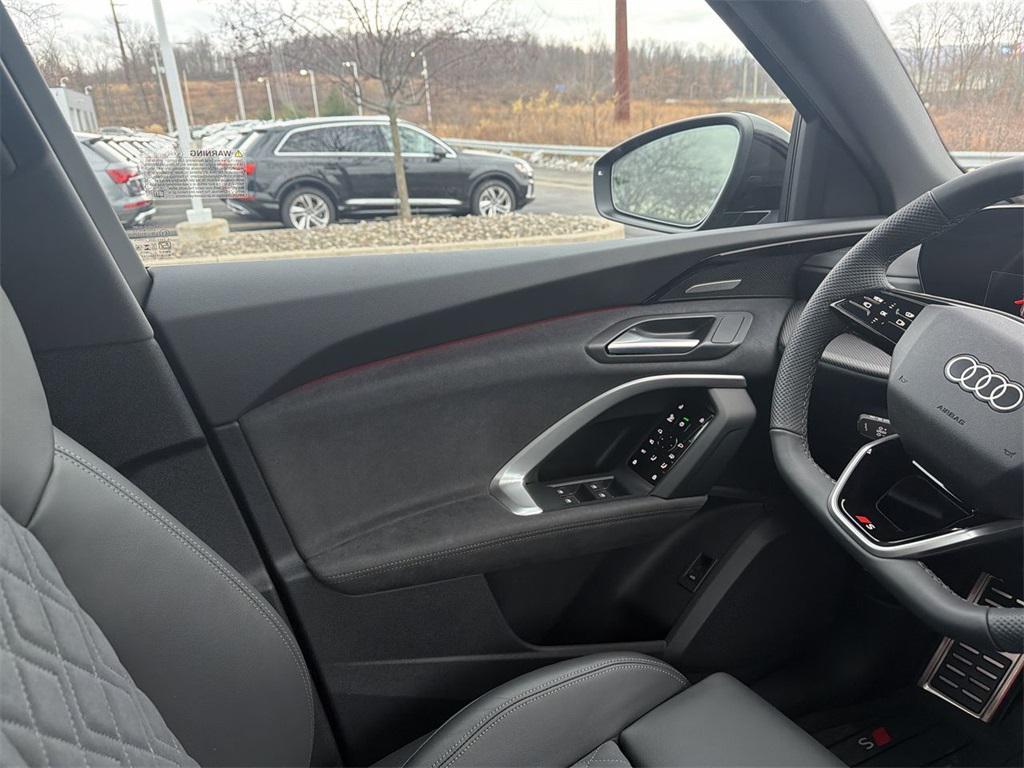 new 2025 Audi SQ5 car, priced at $74,290