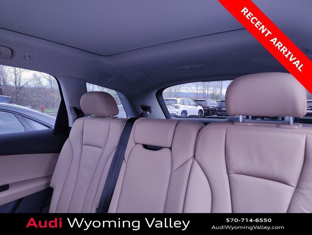 used 2022 Audi Q7 car, priced at $28,272