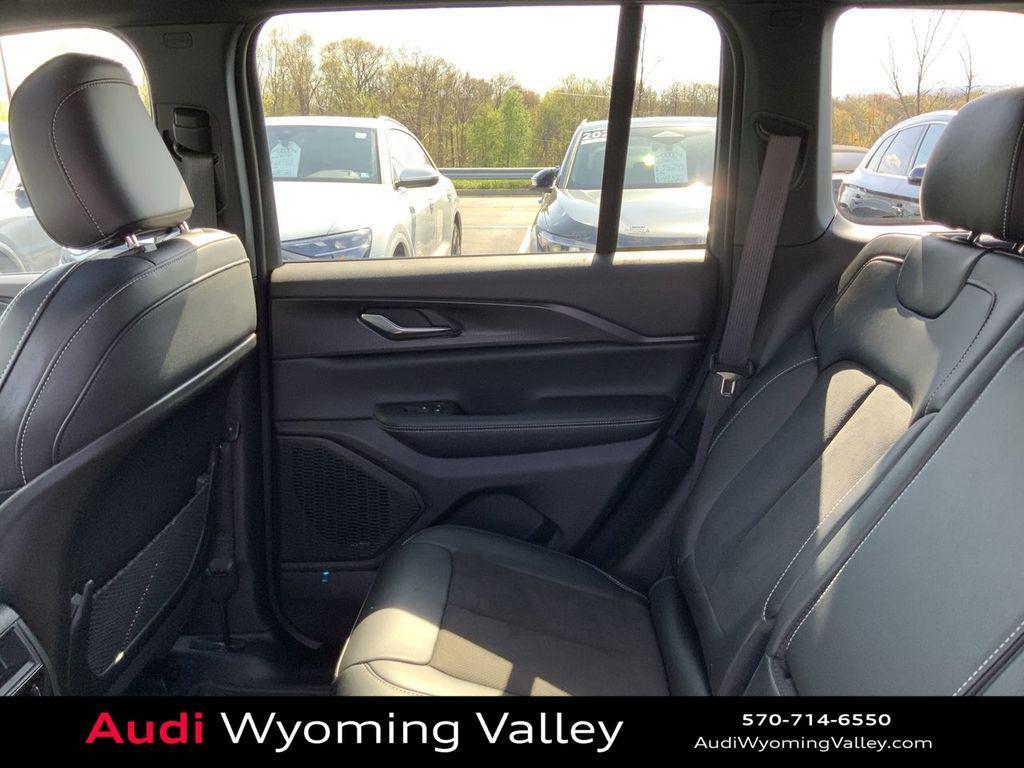 used 2024 Jeep Grand Cherokee car, priced at $32,417