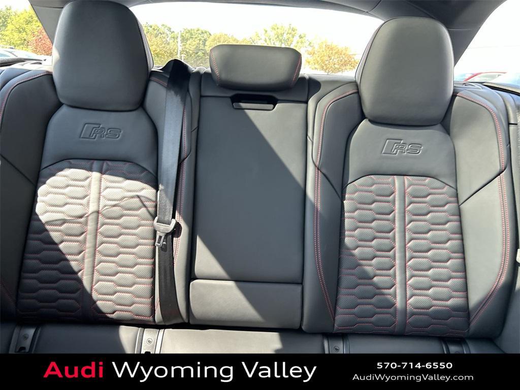 new 2026 Audi RS 6 Avant car, priced at $152,670