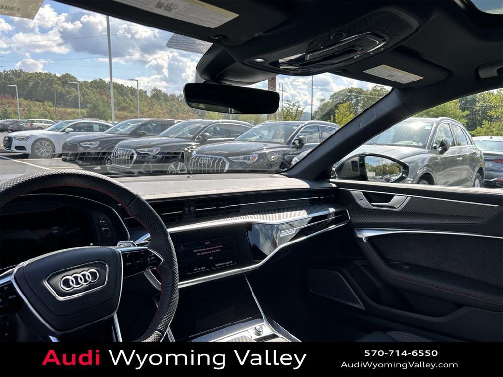 new 2026 Audi RS 6 Avant car, priced at $152,670