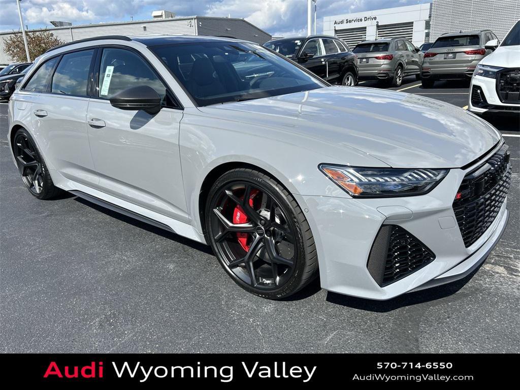 new 2026 Audi RS 6 Avant car, priced at $152,670