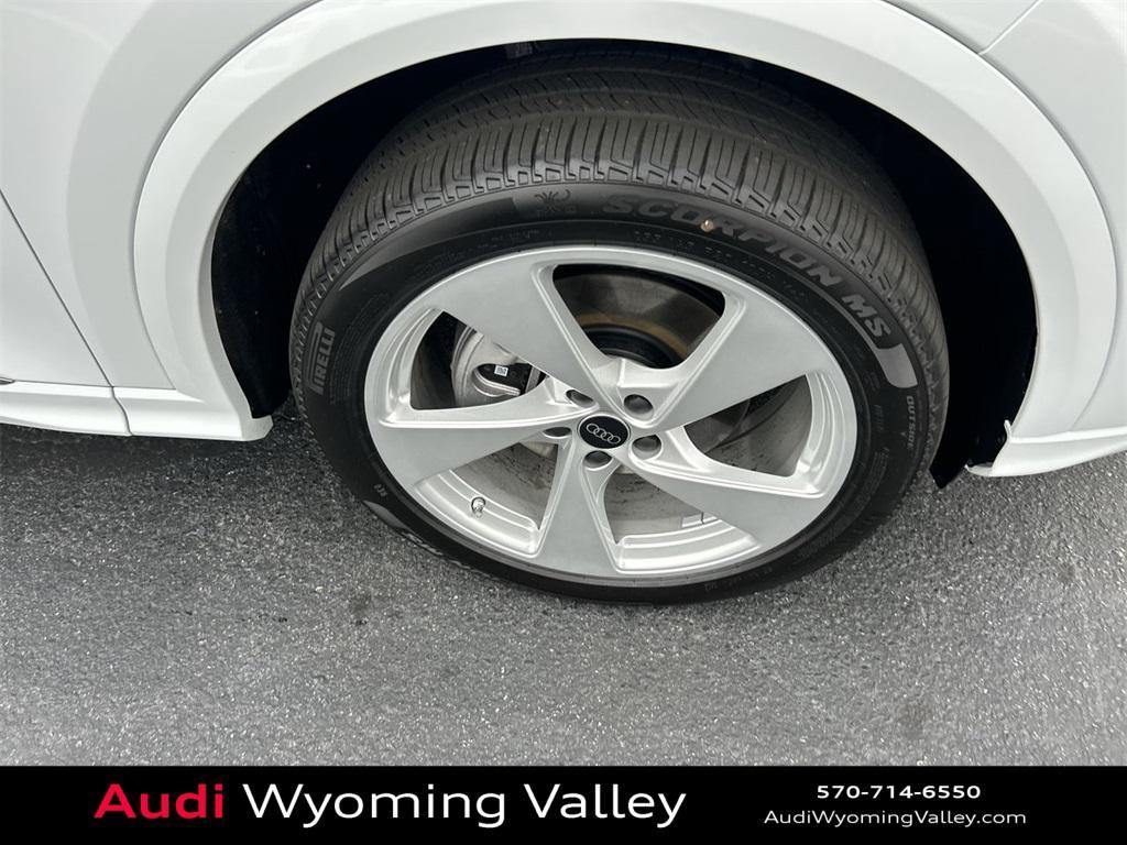 new 2025 Audi Q5 car, priced at $63,530