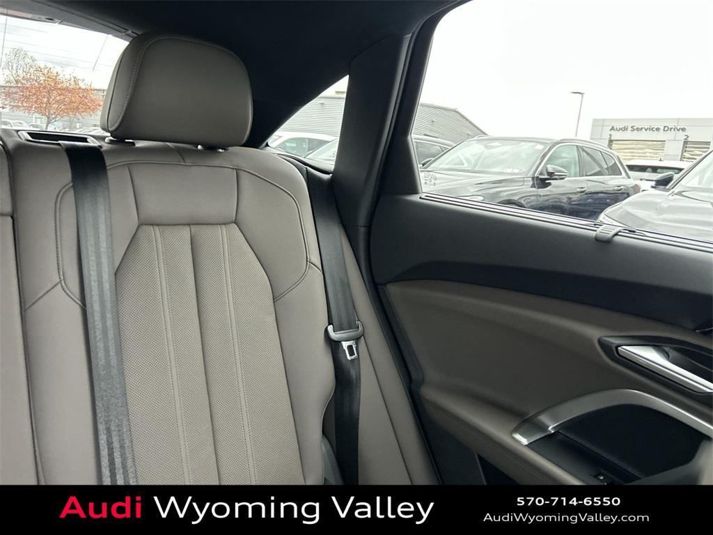 new 2025 Audi Q5 car, priced at $63,530