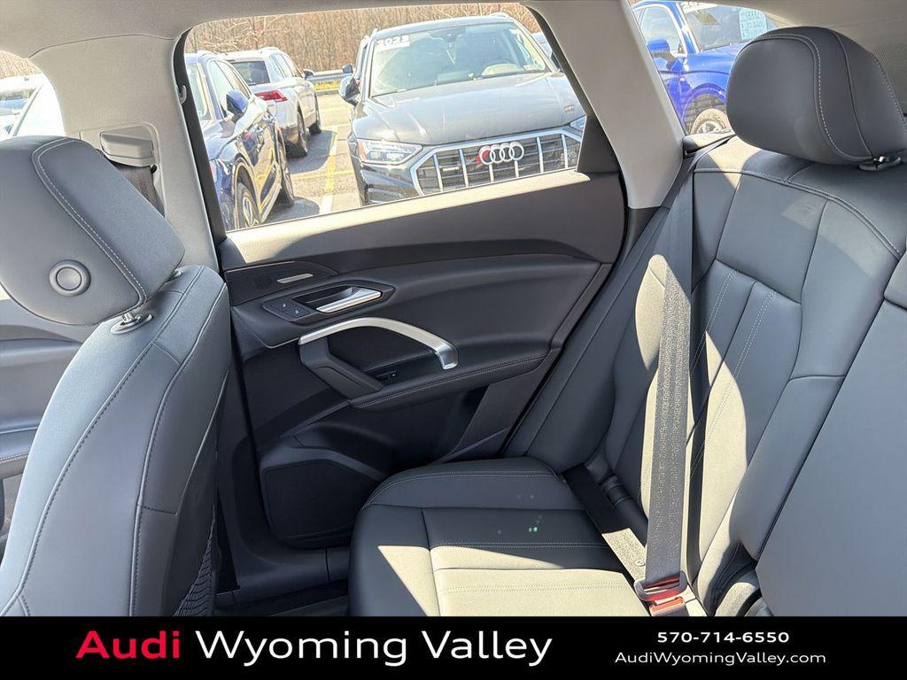 new 2026 Audi Q5 car, priced at $61,560