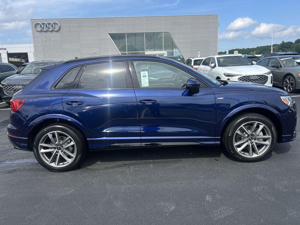 used 2025 Audi Q3 car