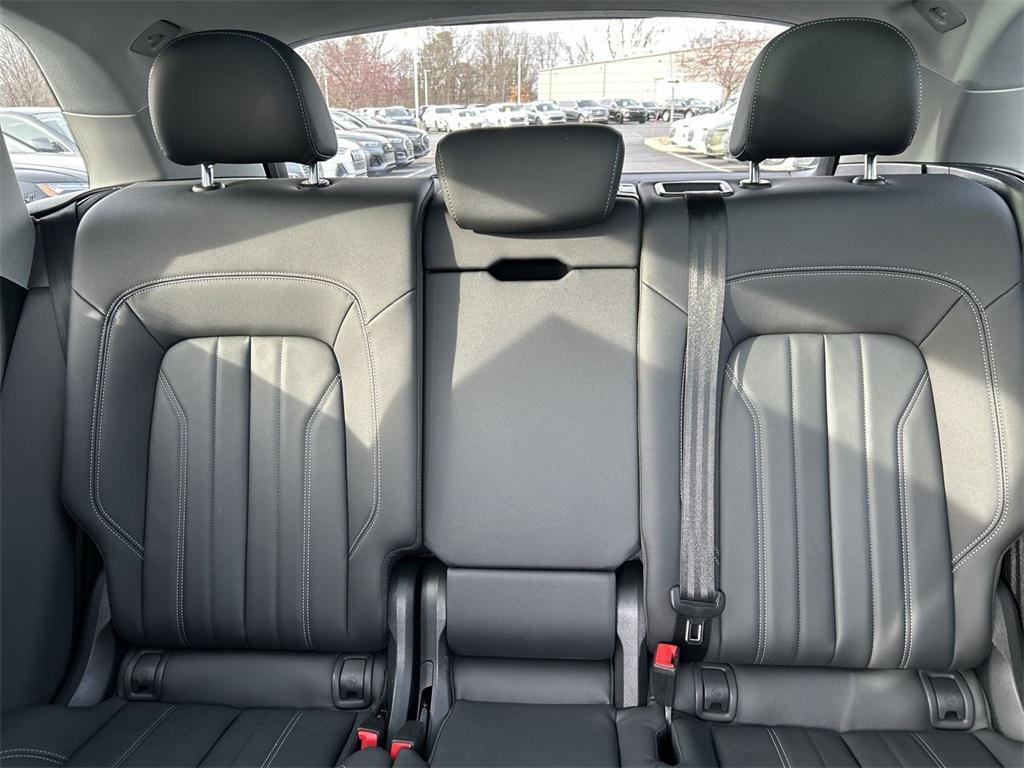 used 2023 Audi Q5 car, priced at $34,063