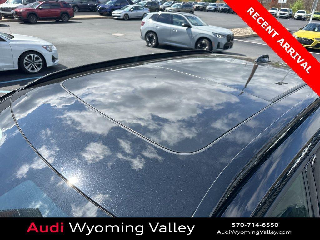 used 2025 Volvo XC40 car, priced at $35,350