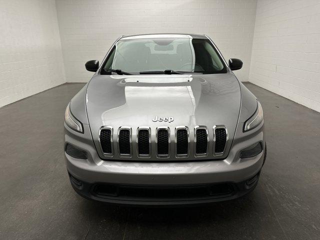 used 2015 Jeep Cherokee car, priced at $5,000