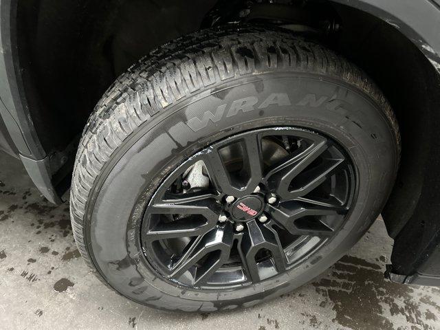 used 2024 GMC Sierra 1500 car, priced at $40,200