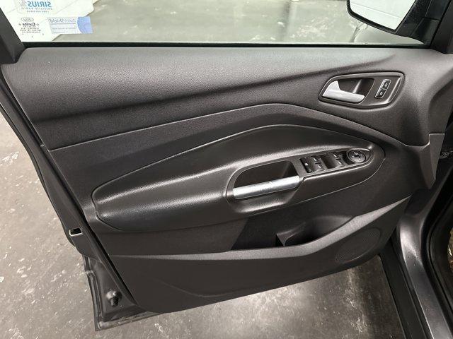 used 2014 Ford Escape car, priced at $5,500