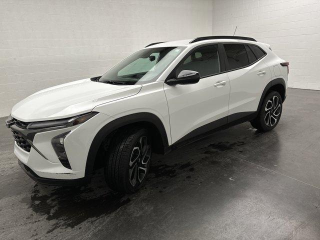 used 2025 Chevrolet Trax car, priced at $22,600