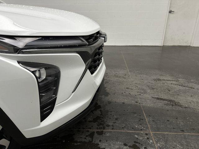 used 2025 Chevrolet Trax car, priced at $22,600