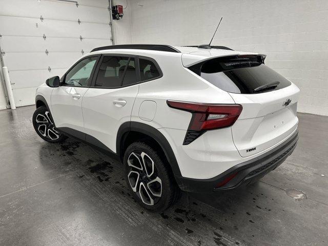 used 2025 Chevrolet Trax car, priced at $22,600