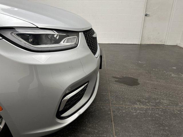 used 2024 Chrysler Pacifica car, priced at $26,000