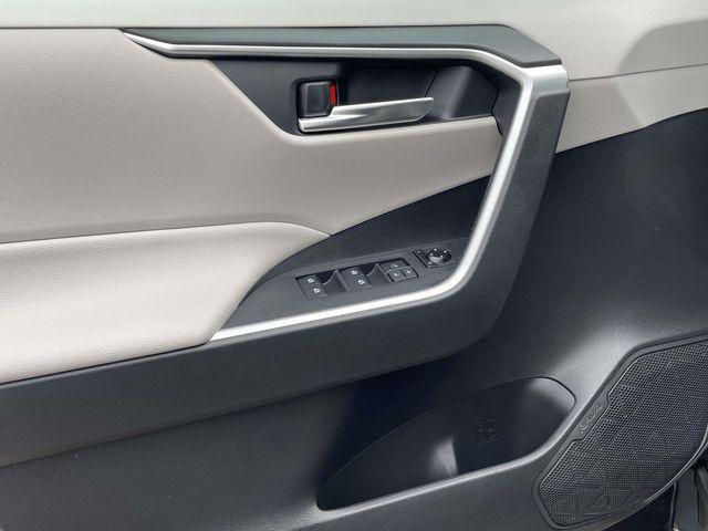 used 2020 Toyota RAV4 Hybrid car, priced at $25,811