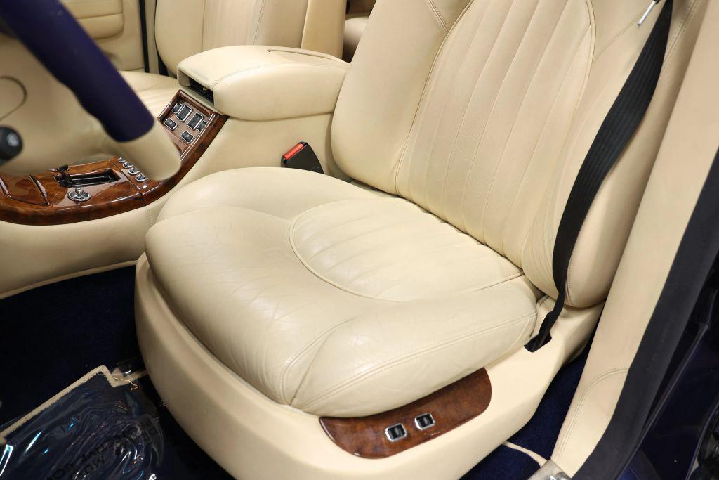 used 2001 Bentley Arnage car, priced at $29,985