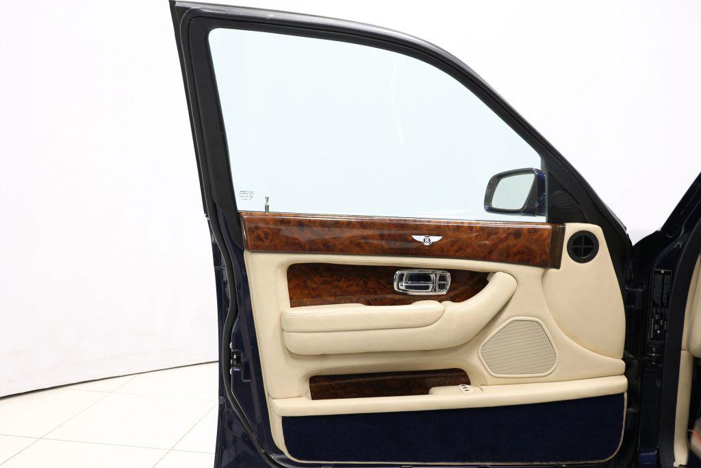 used 2001 Bentley Arnage car, priced at $29,985