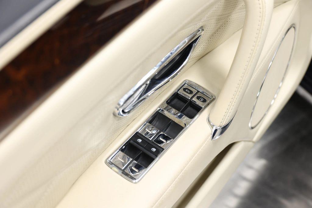 used 2015 Bentley Flying Spur car, priced at $44,983