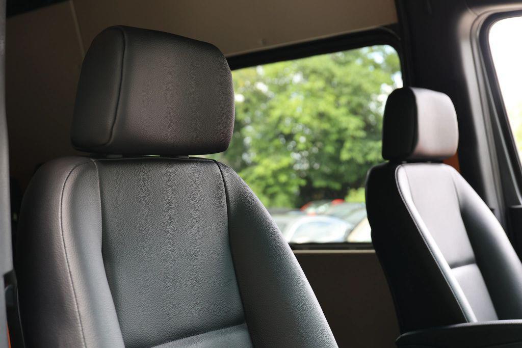 Mercedes-Benz Sprinter view 48