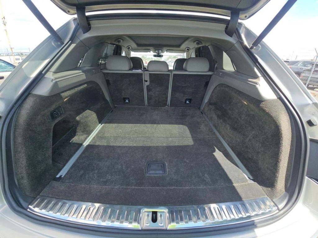 used 2018 Bentley Bentayga car, priced at $68,999