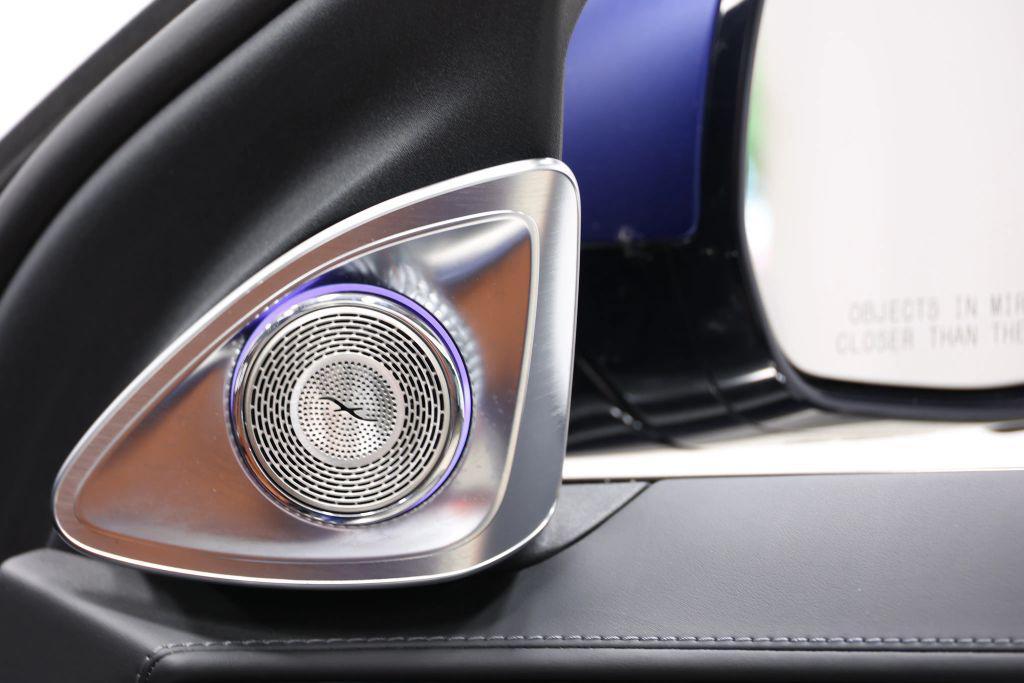 Mercedes-Benz S-Class view 88
