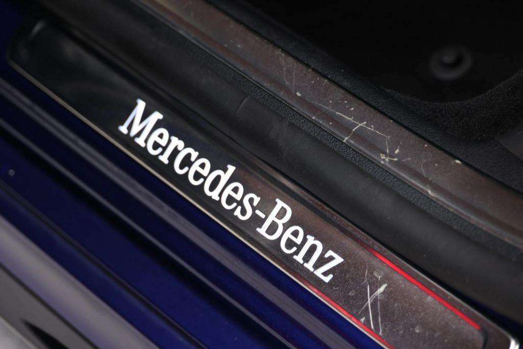 Mercedes-Benz S-Class view 54