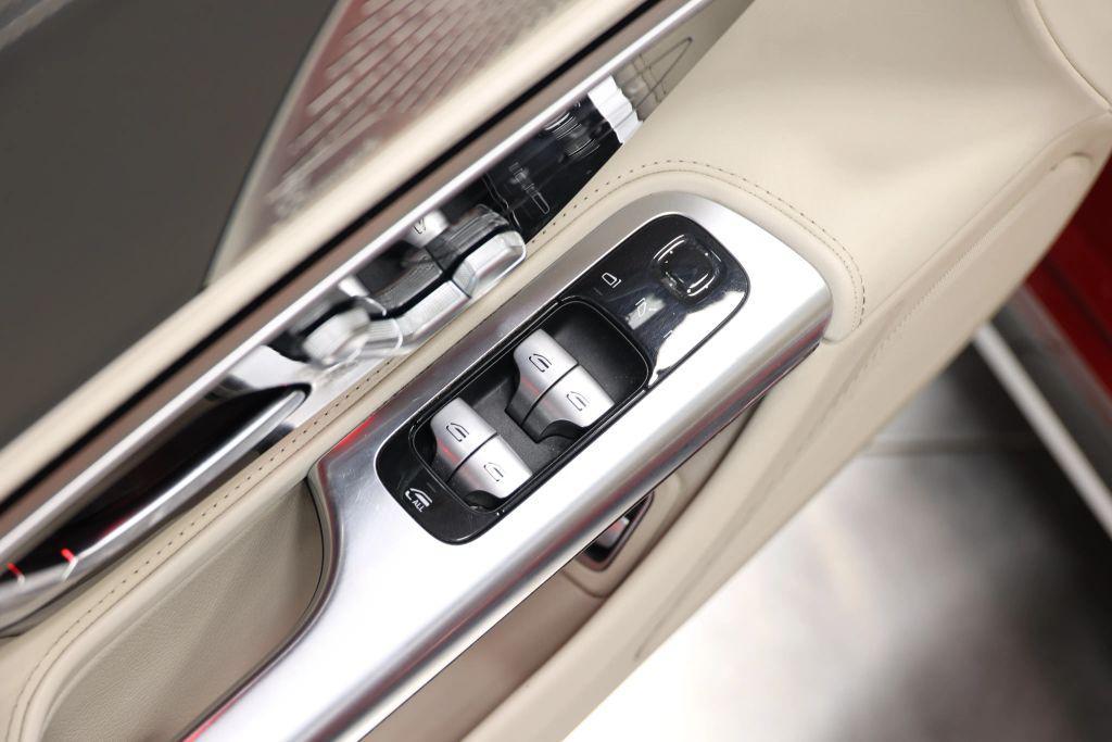 used 2022 Mercedes-Benz AMG SL 55 car, priced at $86,985