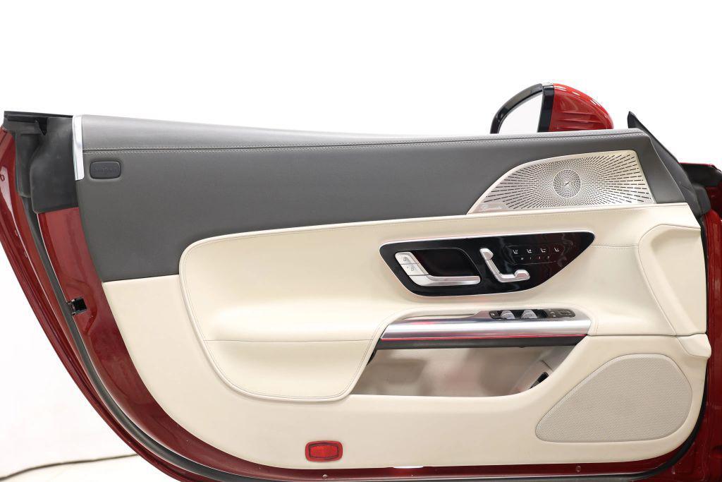 used 2022 Mercedes-Benz AMG SL 55 car, priced at $86,985