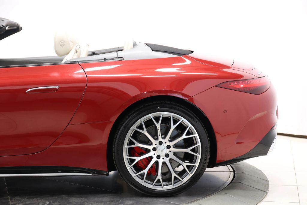 used 2022 Mercedes-Benz AMG SL 55 car, priced at $86,985