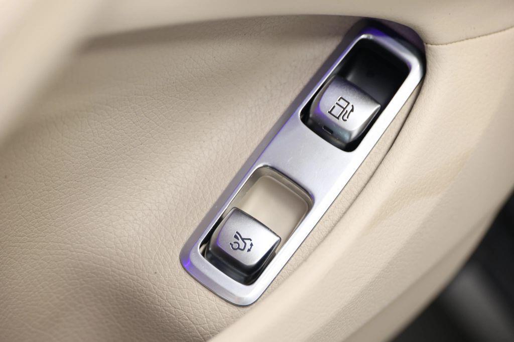 used 2016 Mercedes-Benz S-Class car, priced at $18,585