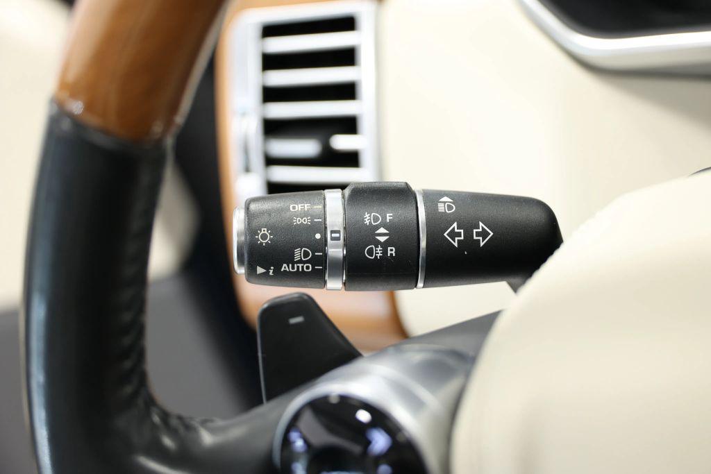 used 2020 Land Rover Range Rover car, priced at $34,999