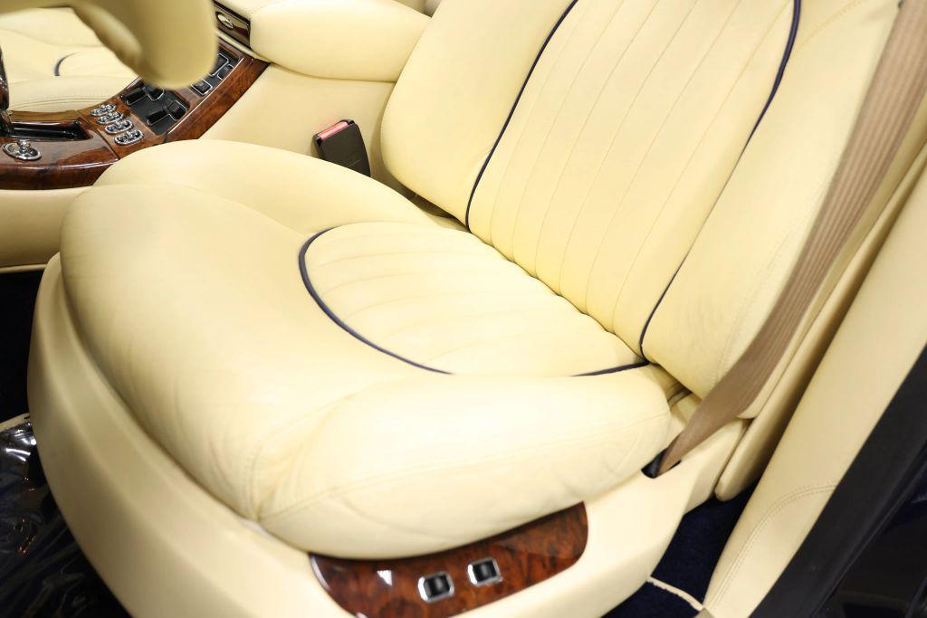 used 2000 Bentley Arnage car, priced at $29,983