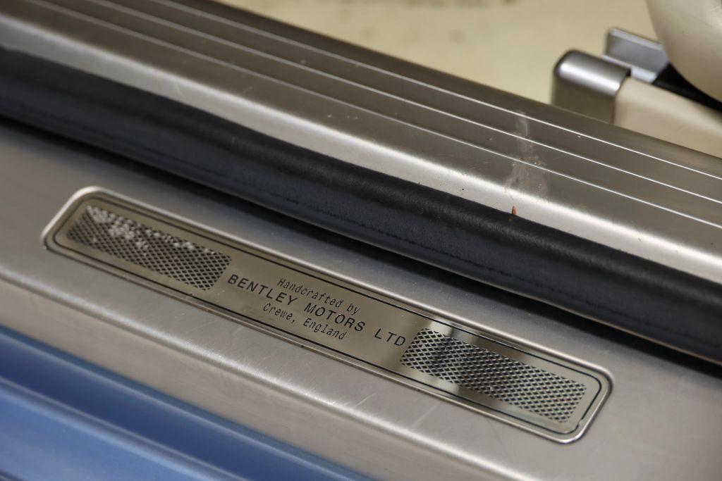 used 2014 Bentley Flying Spur car, priced at $53,999