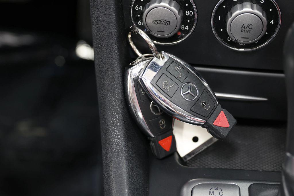 used 2006 Mercedes-Benz SLK-Class car, priced at $23,985