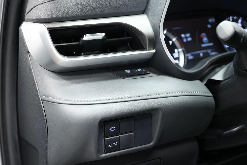 used 2021 Toyota Highlander car, priced at $25,985