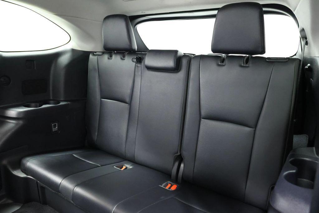 used 2021 Toyota Highlander car, priced at $25,985