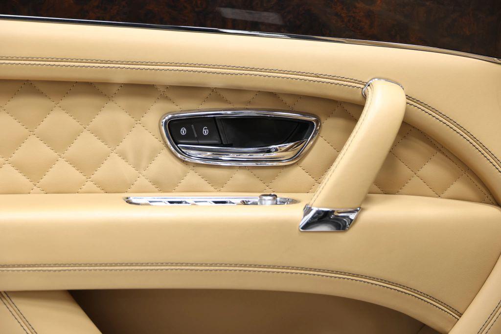 used 2018 Bentley Bentayga car, priced at $74,985