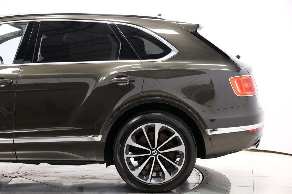 used 2018 Bentley Bentayga car, priced at $74,985