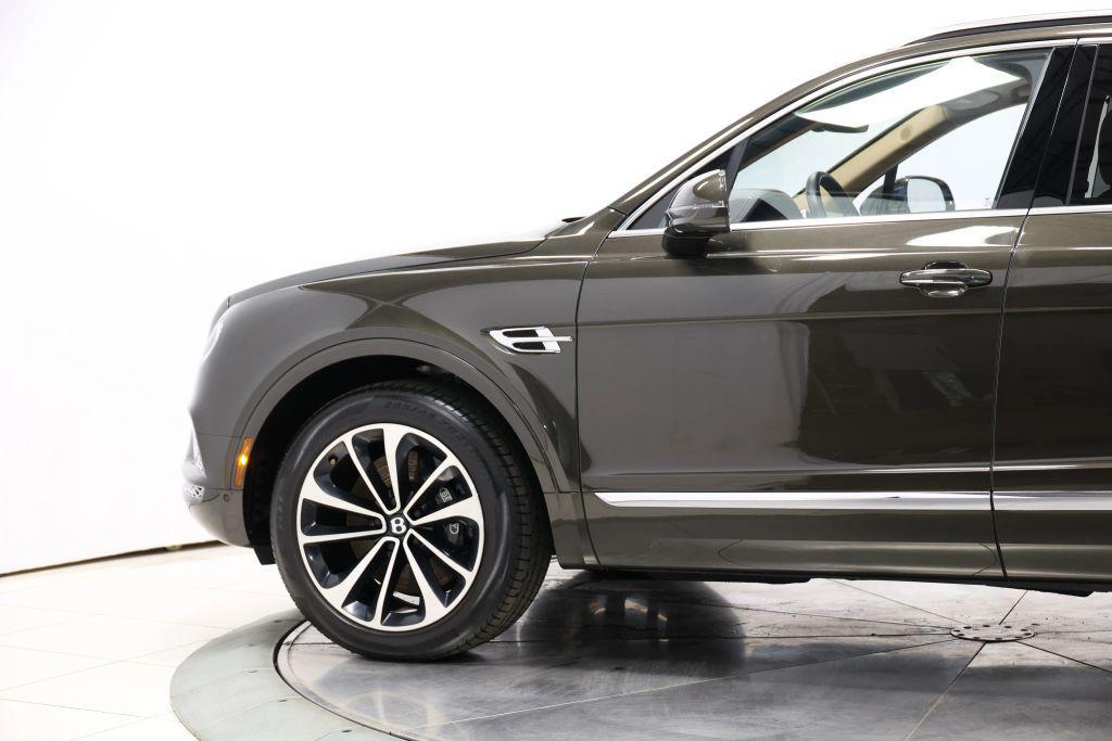 used 2018 Bentley Bentayga car, priced at $74,985