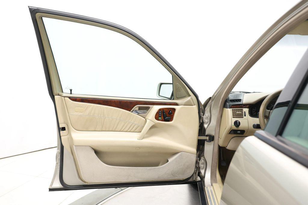 used 1998 Mercedes-Benz E-Class car